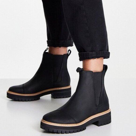 Toms Shoes - TOMS | Dakota Water Resistant Leather Lugged Chelsea Boots Size 8.5
